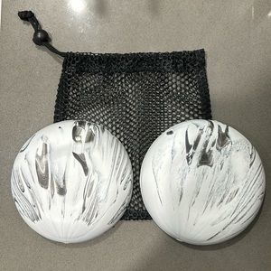 Lululemon Stackable Yoga Cushions 2 Pack